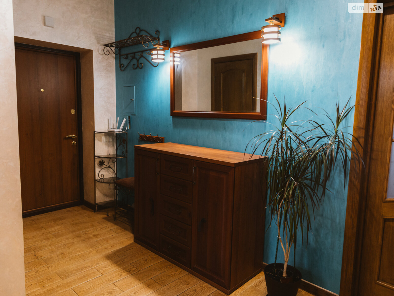Продажа двухкомнатной квартиры в Петропавловской Борщаговке, на пер. Софиевский 18, фото 1 Продажа двухкомнатной квартиры в Петропавловской Борщаговке, на пер. Софиевский 18, фото 1