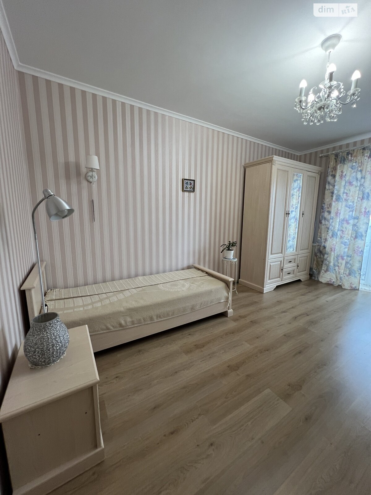 Продаж однокімнатної квартири в Петрівському (нов. Святопетрівському), на бул. Лесі Українки 2, фото 1 Продаж однокімнатної квартири в Петрівському (нов. Святопетрівському), на бул. Лесі Українки 2, фото 1