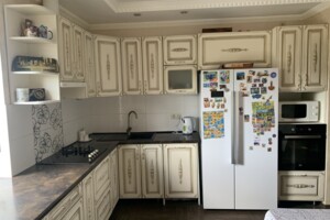 Продаж трикімнатної квартири в Підгородне, на вул. Вишнева, фото 2