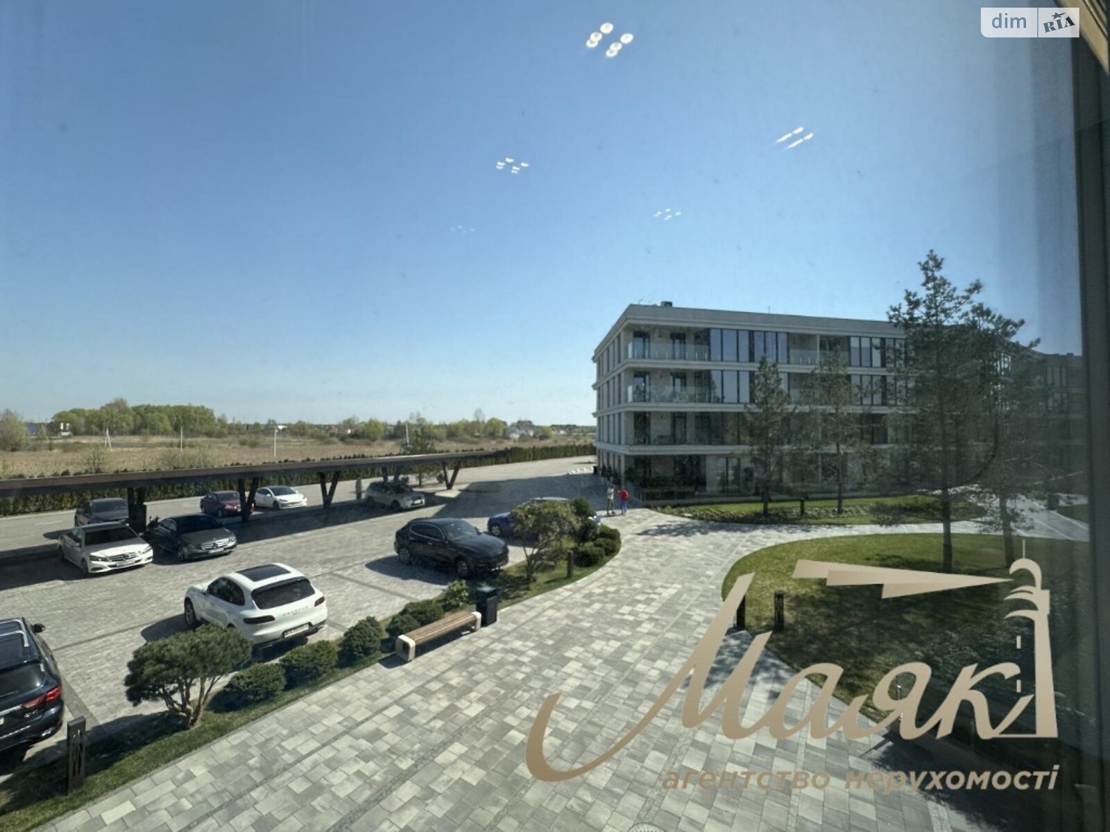 Продажа двухкомнатной квартиры в Подгорцах, на ул. Парковая 19, фото 1 Продажа двухкомнатной квартиры в Подгорцах, на ул. Парковая 19, фото 1