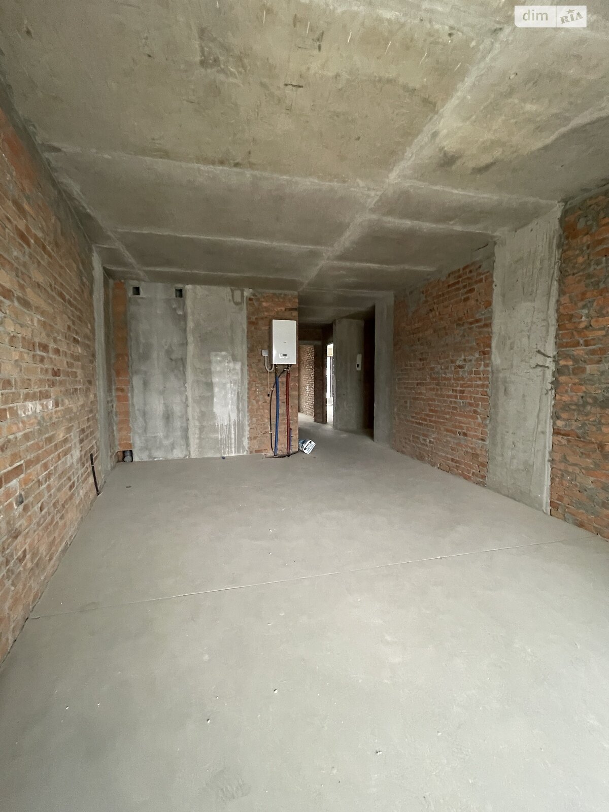 Продаж трикімнатної квартири в Підгірцях, на шосе Новообухівське 10, фото 1 Продаж трикімнатної квартири в Підгірцях, на шосе Новообухівське 10, фото 1