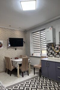 Продаж двокімнатної квартири в Підпечерах, на вул. Січевих Стрільців, фото 2