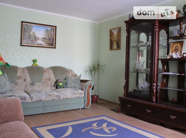 Продаж чотирикімнатної квартири в Погребищі фото 1 Продаж чотирикімнатної квартири в Погребищі фото 1