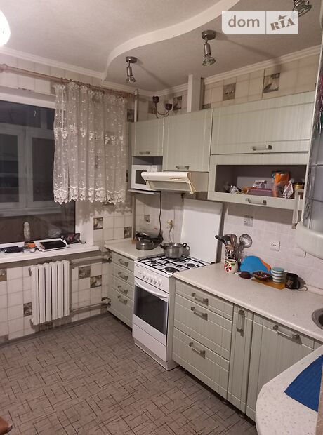 Продаж двокімнатної квартири в Покровську, на м-н Лазурный, фото 1 Продаж двокімнатної квартири в Покровську, на м-н Лазурный, фото 1