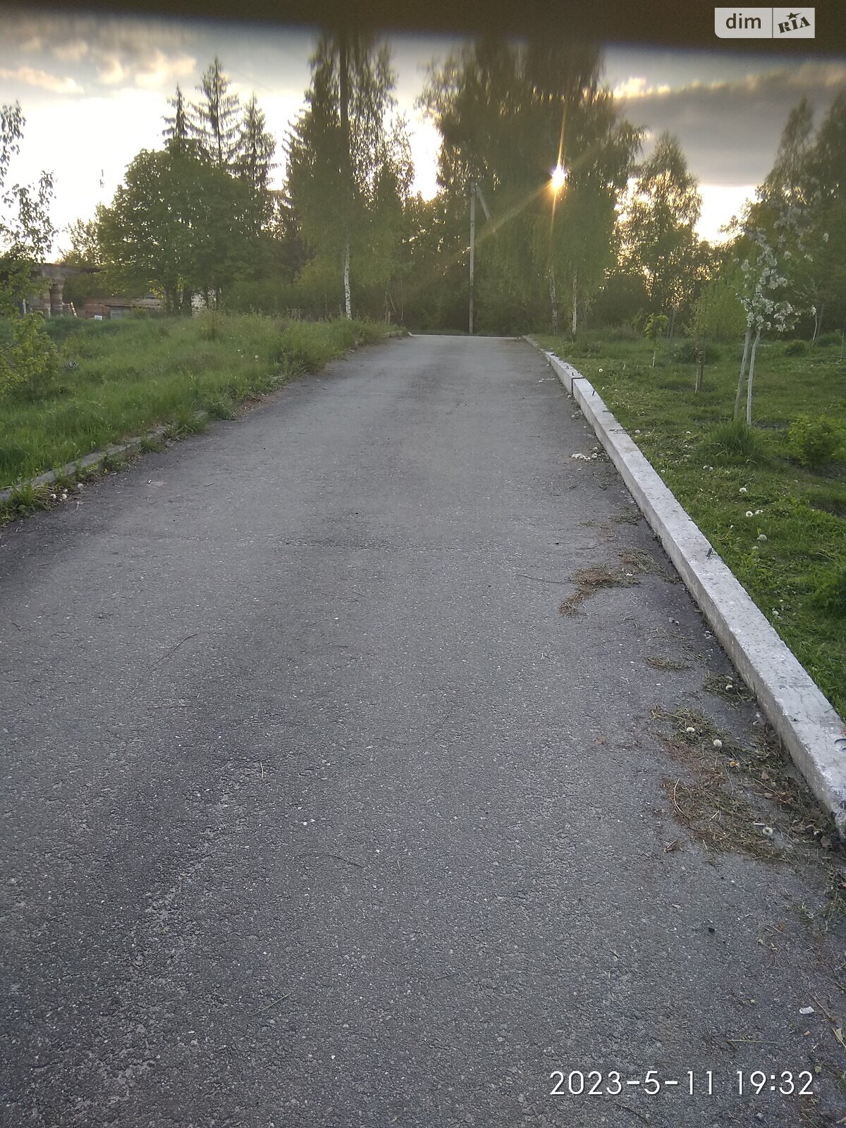 Продаж чотирикімнатної квартири в Полонному, на вул. Залізнична 1, фото 1 Продаж чотирикімнатної квартири в Полонному, на вул. Залізнична 1, фото 1