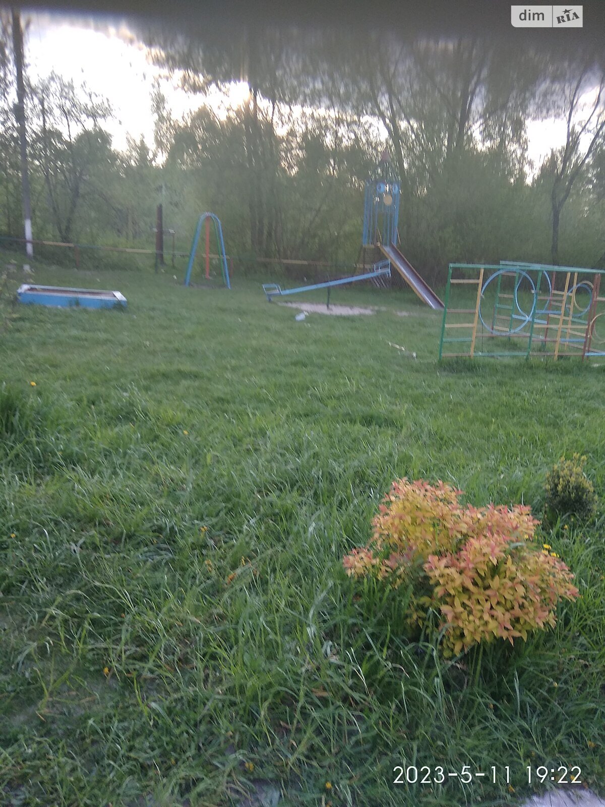 Продаж чотирикімнатної квартири в Полонному, на вул. Залізнична 1, фото 1 Продаж чотирикімнатної квартири в Полонному, на вул. Залізнична 1, фото 1