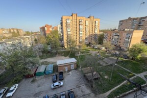 Продажа трехкомнатной квартиры в Полтаве, на ул. Петлюры Симона 45, район 1-я гор.больница фото 2