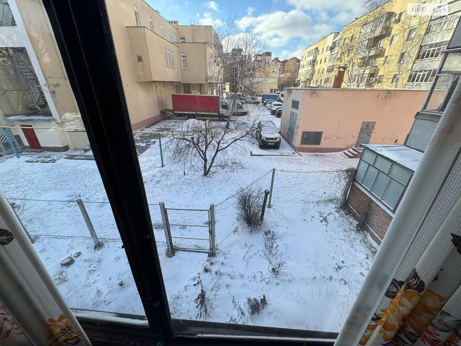 Продажа двухкомнатной квартиры в Полтаве, на ул. Желвакова 3, район 5-я школа фото 1
