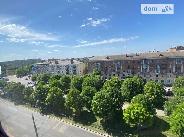 Продажа трехкомнатной квартиры в Полтаве, на ул. Соборности район 5-я школа фото 1 Продажа трехкомнатной квартиры в Полтаве, на ул. Соборности район 5-я школа фото 1