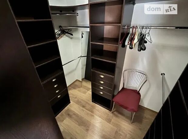 Продажа трехкомнатной квартиры в Полтаве, на ул. Соборности район 5-я школа фото 1 Продажа трехкомнатной квартиры в Полтаве, на ул. Соборности район 5-я школа фото 1