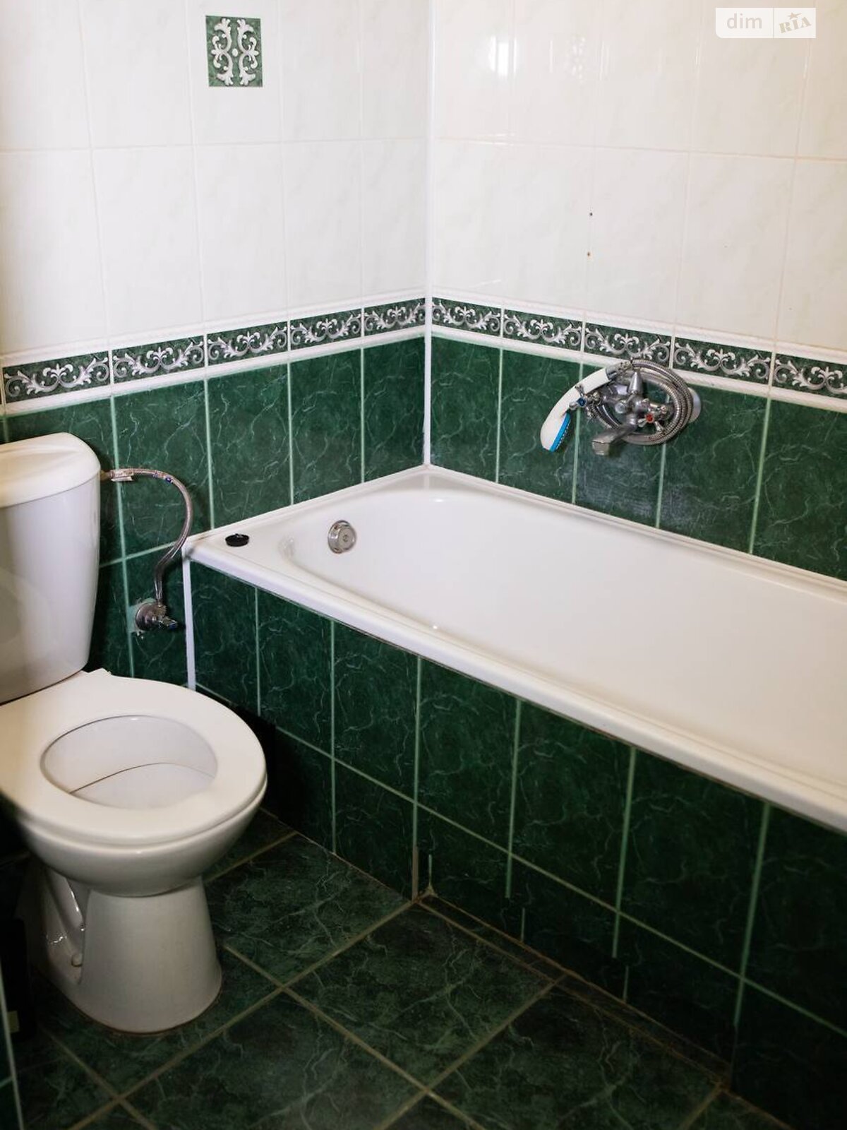 Продажа двухкомнатной квартиры в Полтаве, на ул. 23-в сентябре, район Алмазный фото 1 Продажа двухкомнатной квартиры в Полтаве, на ул. 23-в сентябре, район Алмазный фото 1