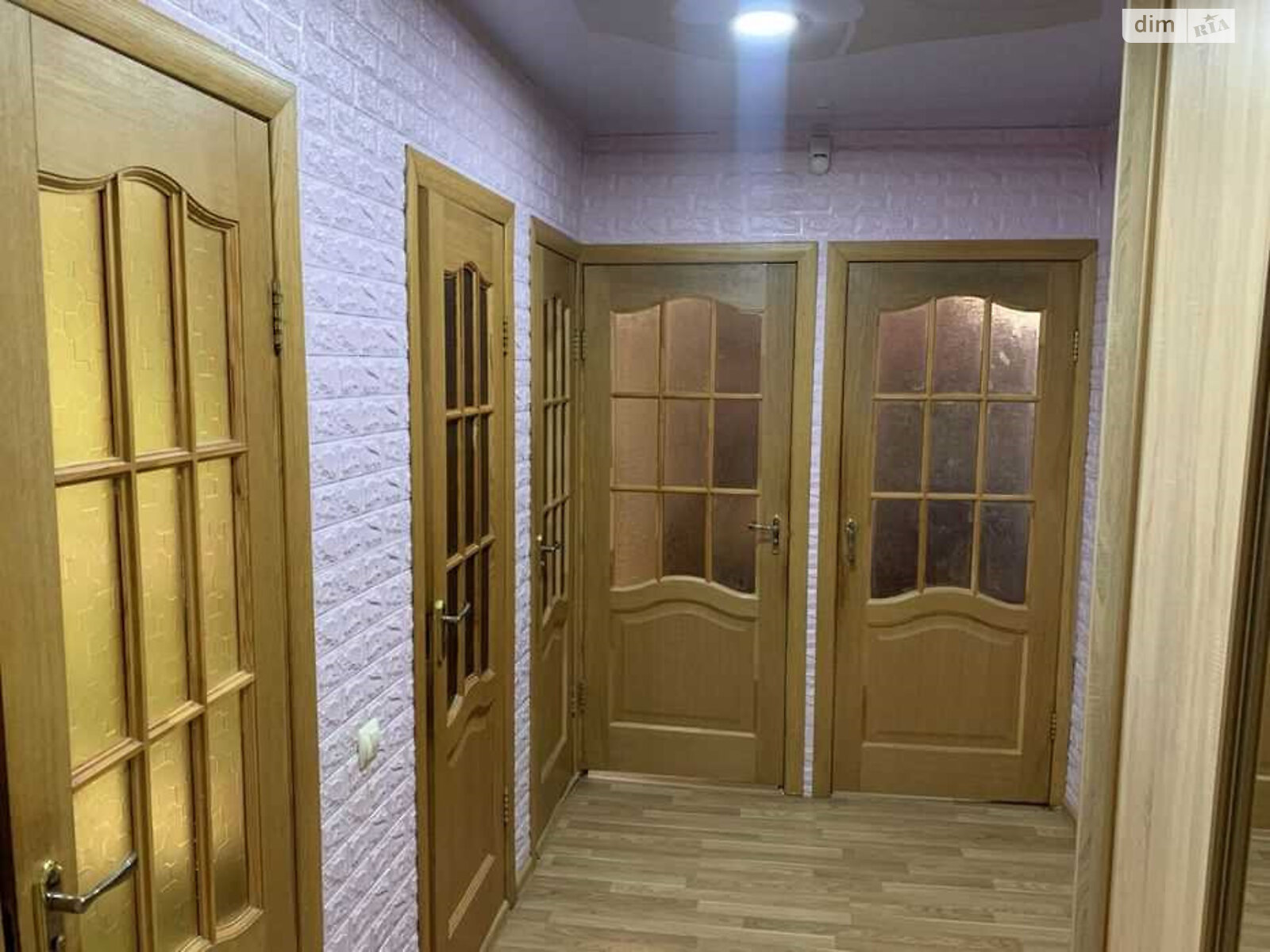 Продаж двокімнатної квартири в Полтаві, на вул. 23-о Вересня, район Алмазний фото 1 Продаж двокімнатної квартири в Полтаві, на вул. 23-о Вересня, район Алмазний фото 1