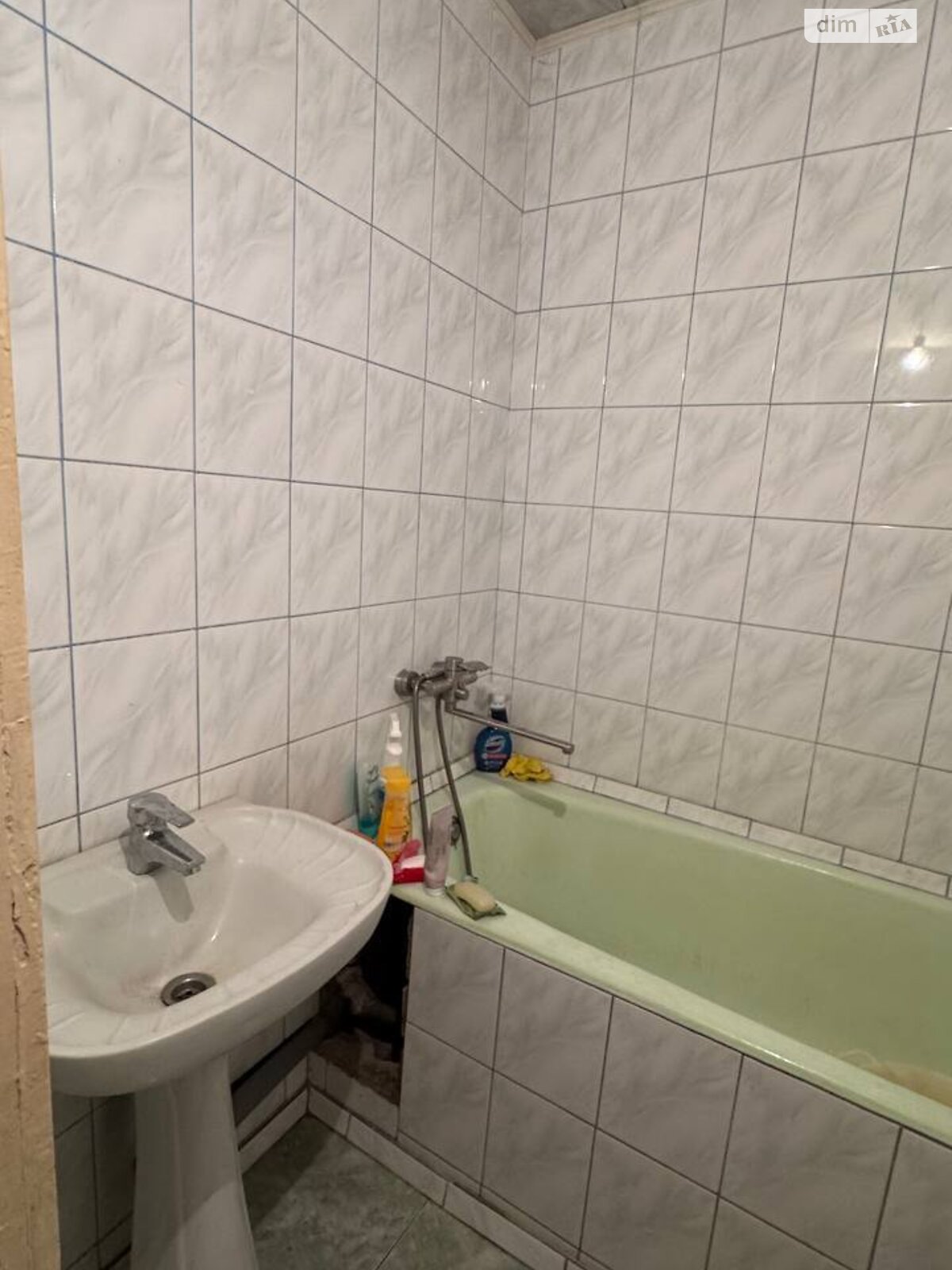 Продажа трехкомнатной квартиры в Полтаве, на ул. Героев АТО, кв. 92, район Алмазный фото 1 Продажа трехкомнатной квартиры в Полтаве, на ул. Героев АТО, кв. 92, район Алмазный фото 1