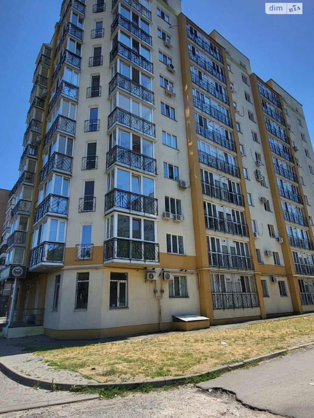 Продажа двухкомнатной квартиры в Полтаве, на ул. Героев АТО, район Алмазный фото 1 Продажа двухкомнатной квартиры в Полтаве, на ул. Героев АТО, район Алмазный фото 1