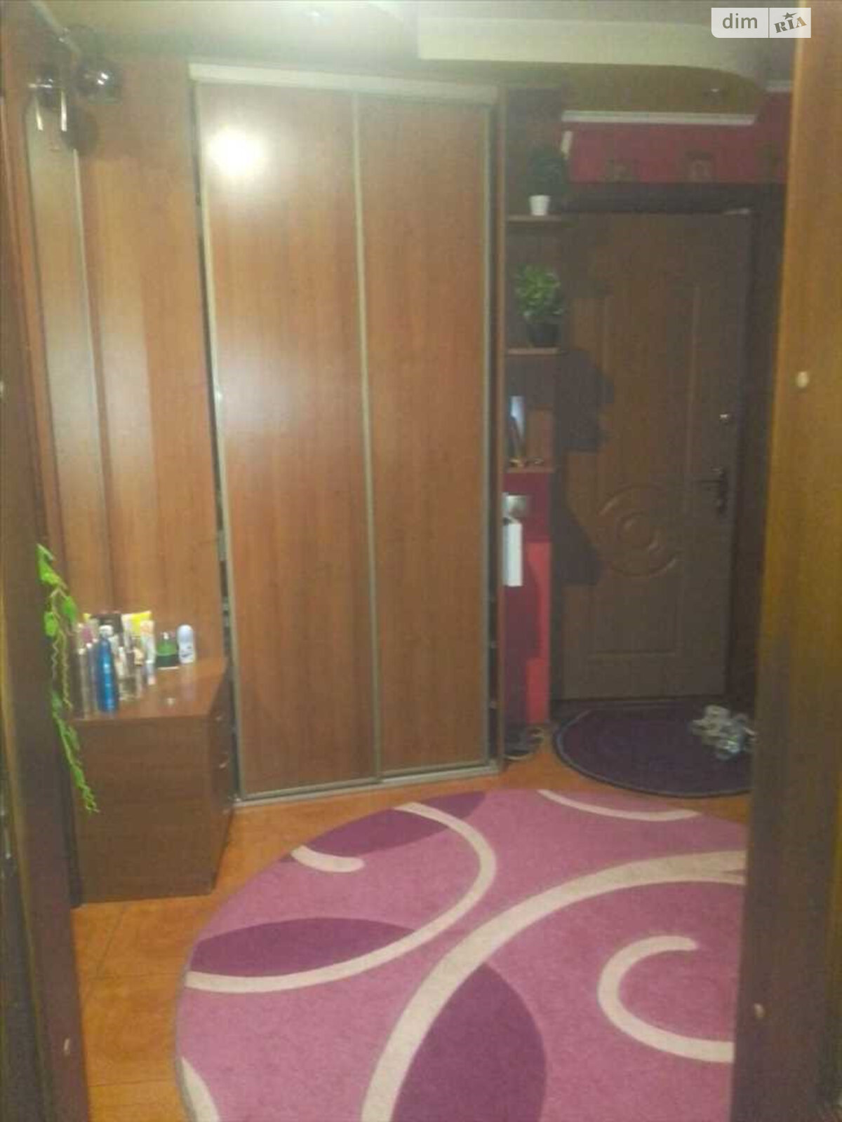Продаж трикімнатної квартири в Полтаві, на пров. Гната Хоткевича, район Алмазний фото 1 Продаж трикімнатної квартири в Полтаві, на пров. Гната Хоткевича, район Алмазний фото 1