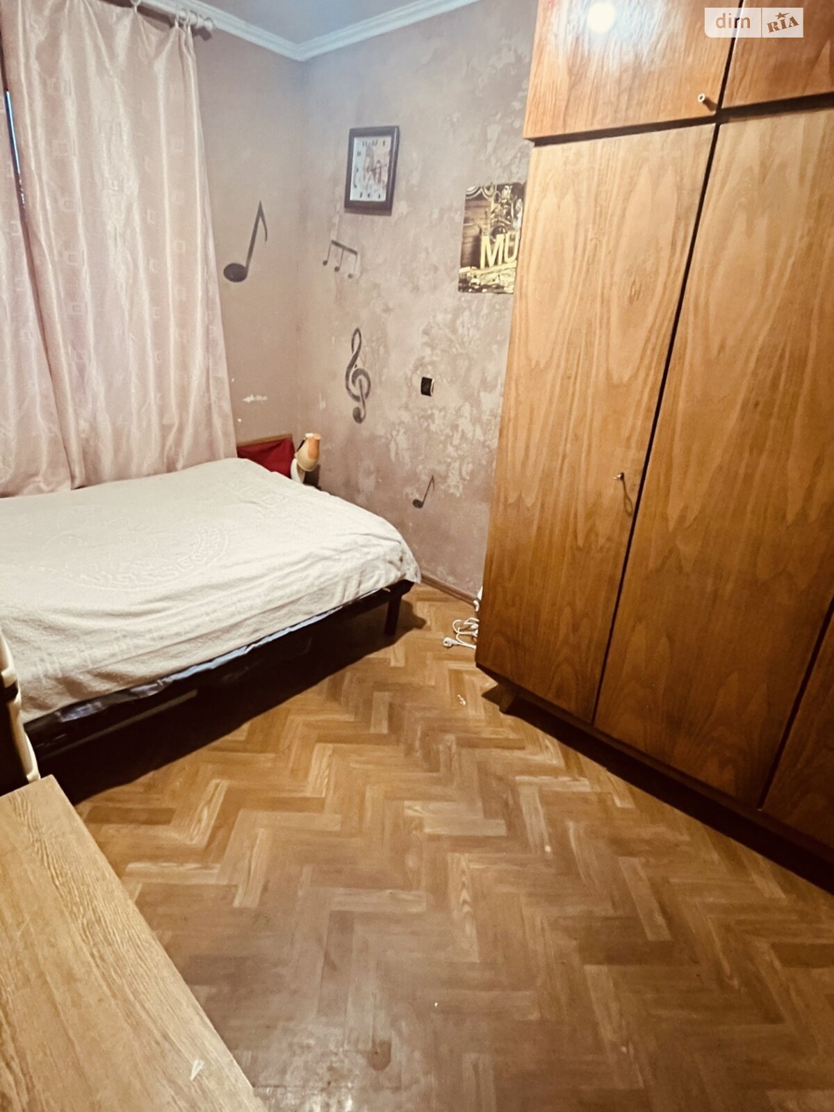 Продажа четырехкомнатной квартиры в Полтаве, на шоссе Киевское, район Алмазный фото 1 Продажа четырехкомнатной квартиры в Полтаве, на шоссе Киевское, район Алмазный фото 1