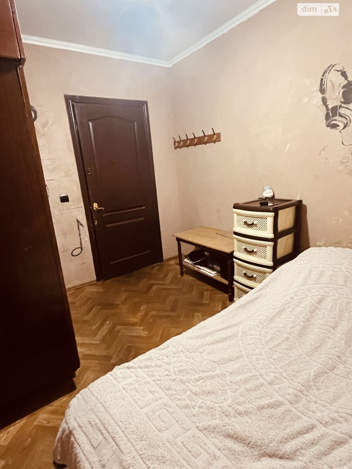 Продажа четырехкомнатной квартиры в Полтаве, на шоссе Киевское, район Алмазный фото 1 Продажа четырехкомнатной квартиры в Полтаве, на шоссе Киевское, район Алмазный фото 1