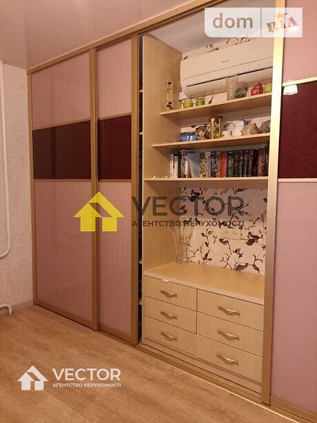 Продажа двухкомнатной квартиры в Полтаве, на ул. Великотырновская район Алмазный фото 1 Продажа двухкомнатной квартиры в Полтаве, на ул. Великотырновская район Алмазный фото 1