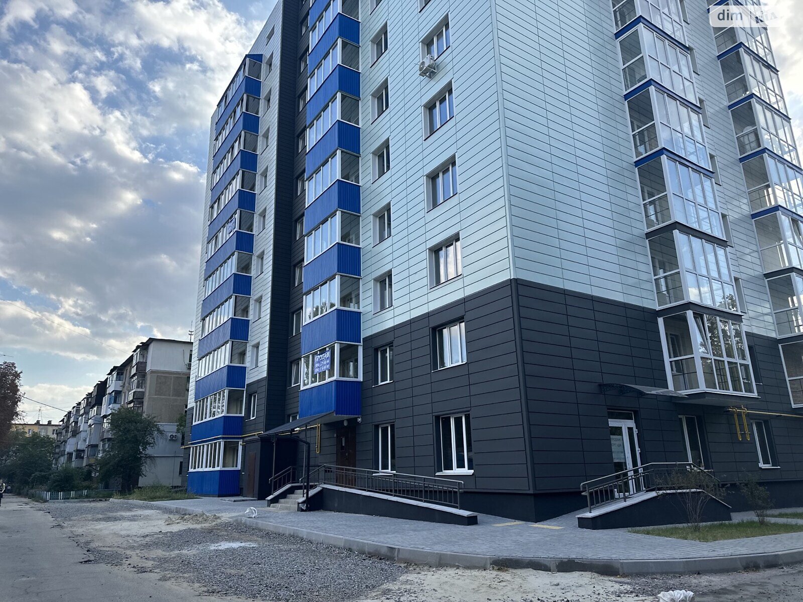 Продажа трехкомнатной квартиры в Полтаве, на ул. Великотырновская 4А, район Алмазный фото 1