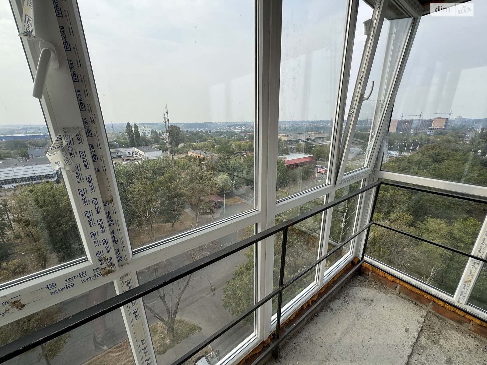 Продаж двокімнатної квартири в Полтаві, на вул. Великотирнівська 4А, район Алмазний фото 1 Продаж двокімнатної квартири в Полтаві, на вул. Великотирнівська 4А, район Алмазний фото 1