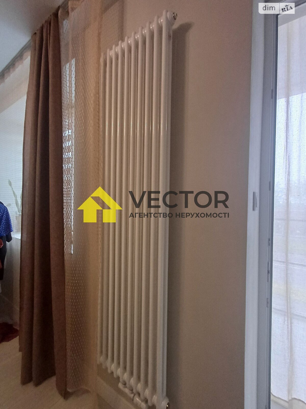 Продаж двокімнатної квартири в Полтаві, на вул. Великотирнівська 4А, район Алмазний фото 1 Продаж двокімнатної квартири в Полтаві, на вул. Великотирнівська 4А, район Алмазний фото 1