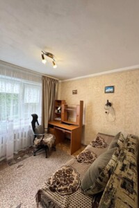 Продажа трехкомнатной квартиры в Полтаве, на ул. Великотырновская 16, район Алмазный фото 2