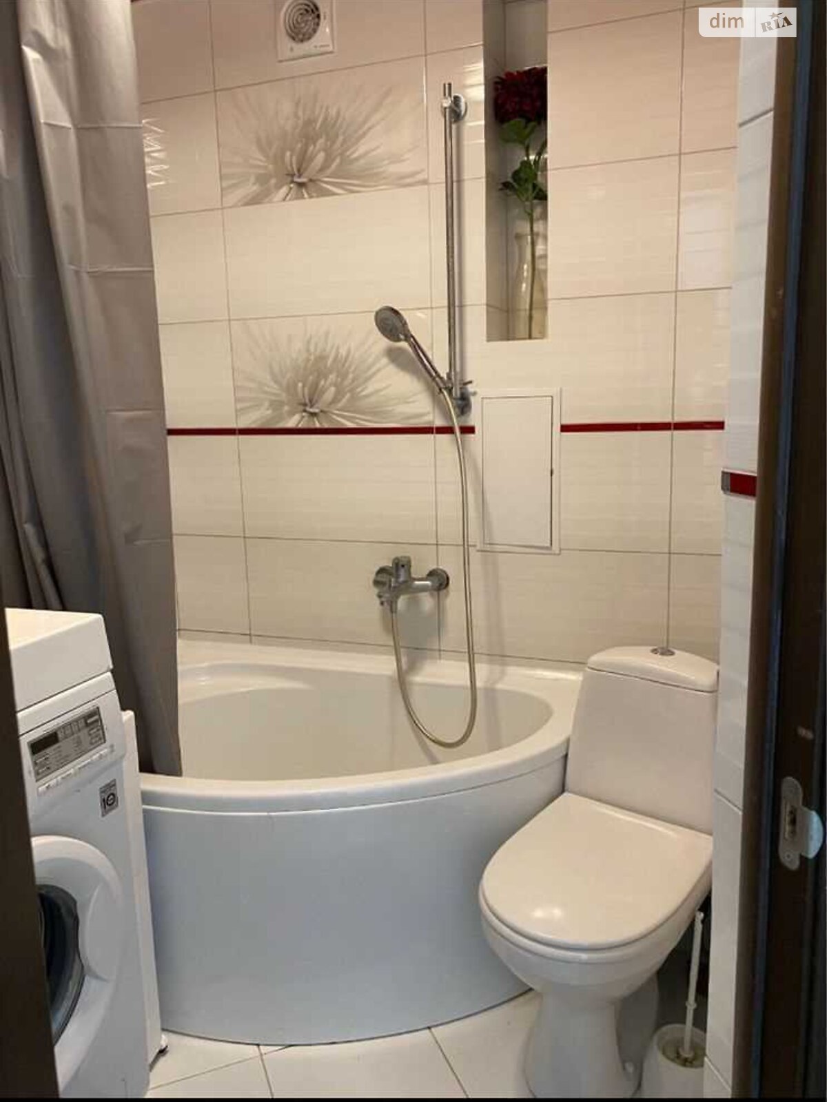 Продажа трехкомнатной квартиры в Полтаве, на ул. Баленко 10, фото 1 Продажа трехкомнатной квартиры в Полтаве, на ул. Баленко 10, фото 1