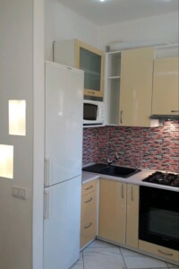 Продаж двокімнатної квартири в Полтаві, на вул. Комарницького 12, кв. 40, район Браїлки фото 2