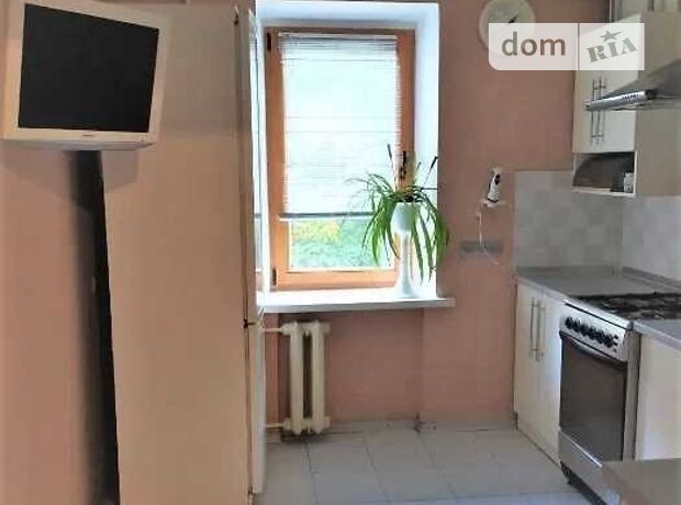 Продажа трехкомнатной квартиры в Полтаве, на бул. Нестерова район Браилки фото 1 Продажа трехкомнатной квартиры в Полтаве, на бул. Нестерова район Браилки фото 1