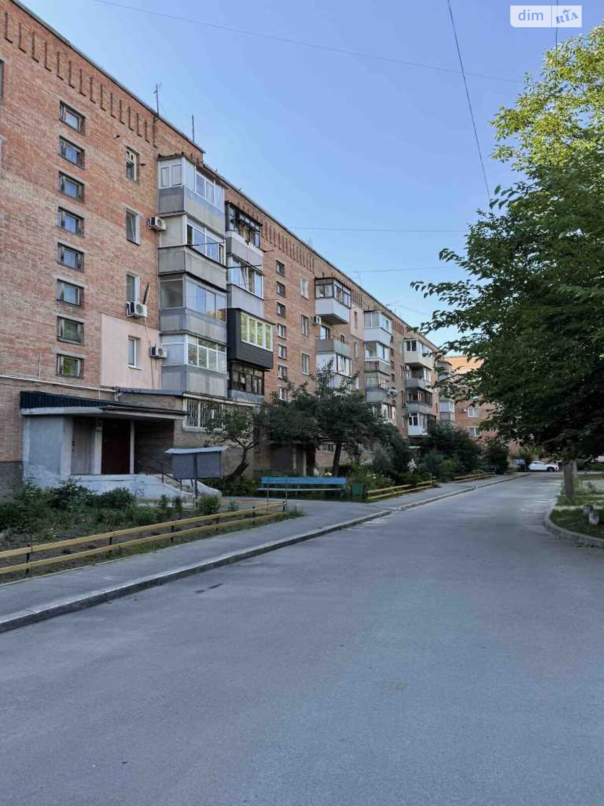 Продажа трехкомнатной квартиры в Полтаве, на бул. Украинской Авиации 18, район Браилки фото 1 Продажа трехкомнатной квартиры в Полтаве, на бул. Украинской Авиации 18, район Браилки фото 1