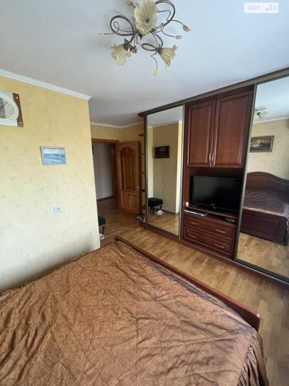 Продажа трехкомнатной квартиры в Полтаве, на пер. Клубный, район ДК ПТК фото 1 Продажа трехкомнатной квартиры в Полтаве, на пер. Клубный, район ДК ПТК фото 1