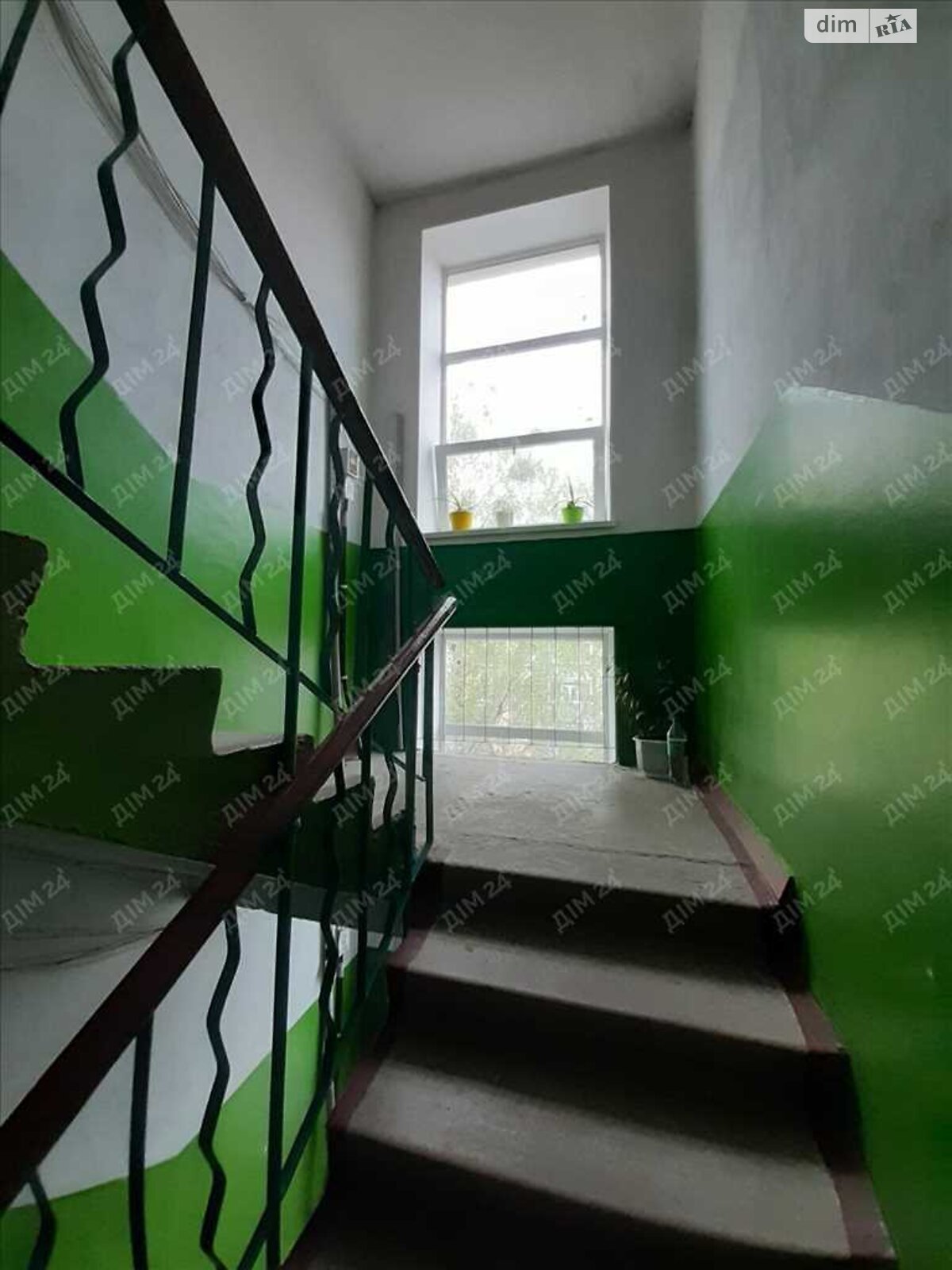 Продаж трикімнатної квартири в Полтаві, на вул. Олександра Оксанченка, район Фурманова фото 1