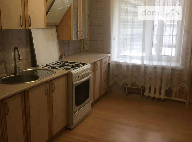 Продажа трехкомнатной квартиры в Полтаве, район Институт связи фото 1 Продажа трехкомнатной квартиры в Полтаве, район Институт связи фото 1