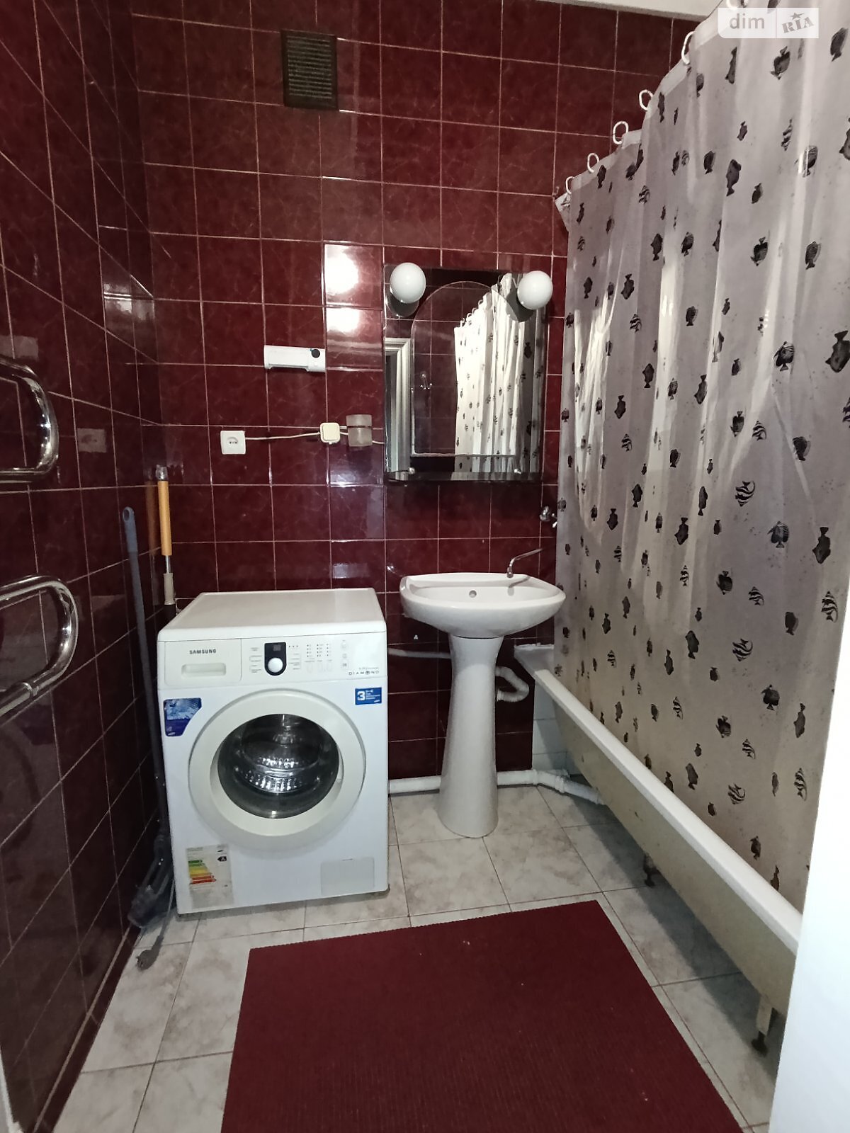 Продаж трикімнатної квартири в Полтаві, на вул. Івана Нечуя-Левицького, район Київський фото 1 Продаж трикімнатної квартири в Полтаві, на вул. Івана Нечуя-Левицького, район Київський фото 1