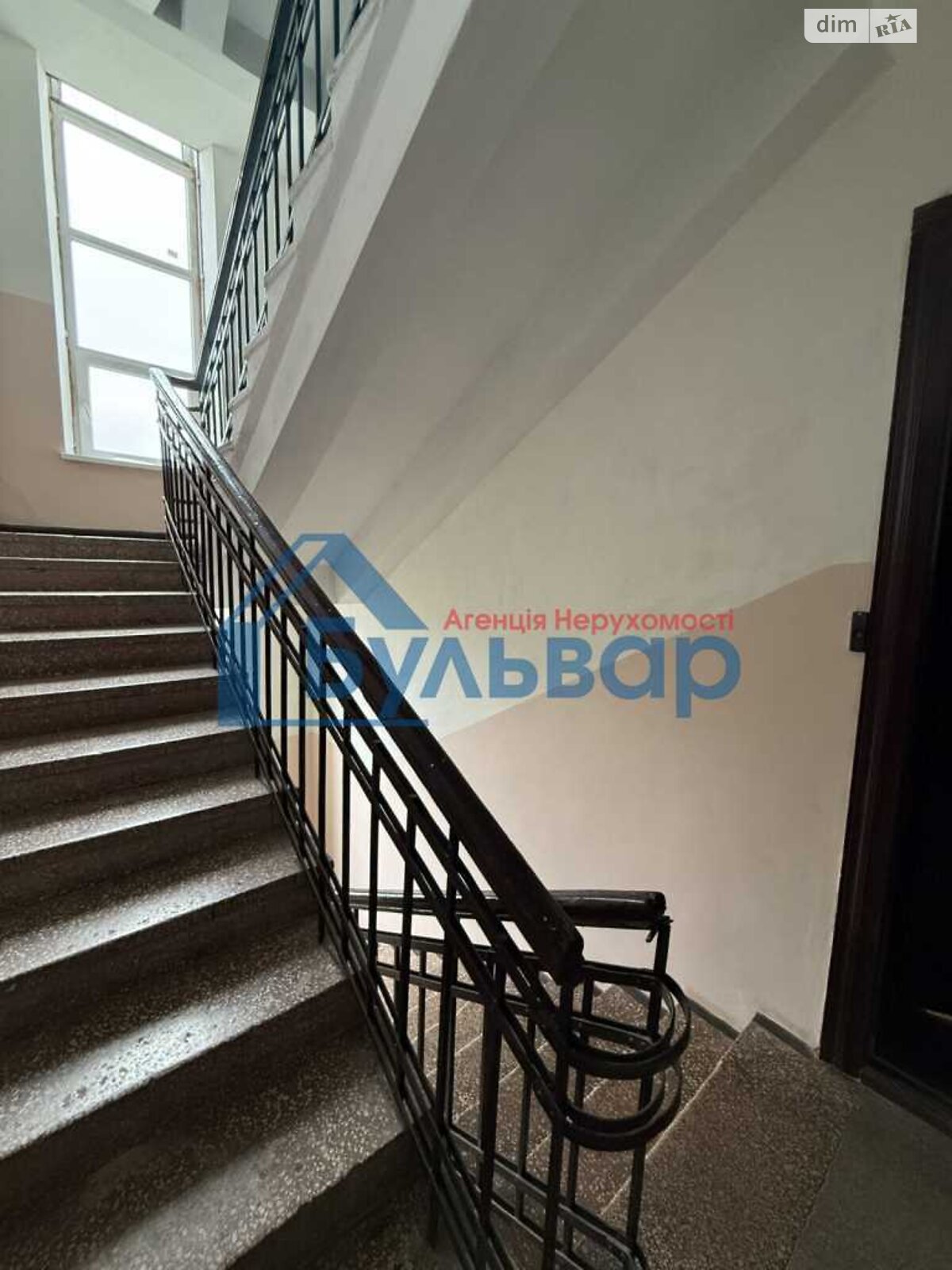 Продажа двухкомнатной квартиры в Полтаве, на ул. Юлиана Матвийчука, район Киевский фото 1 Продажа двухкомнатной квартиры в Полтаве, на ул. Юлиана Матвийчука, район Киевский фото 1