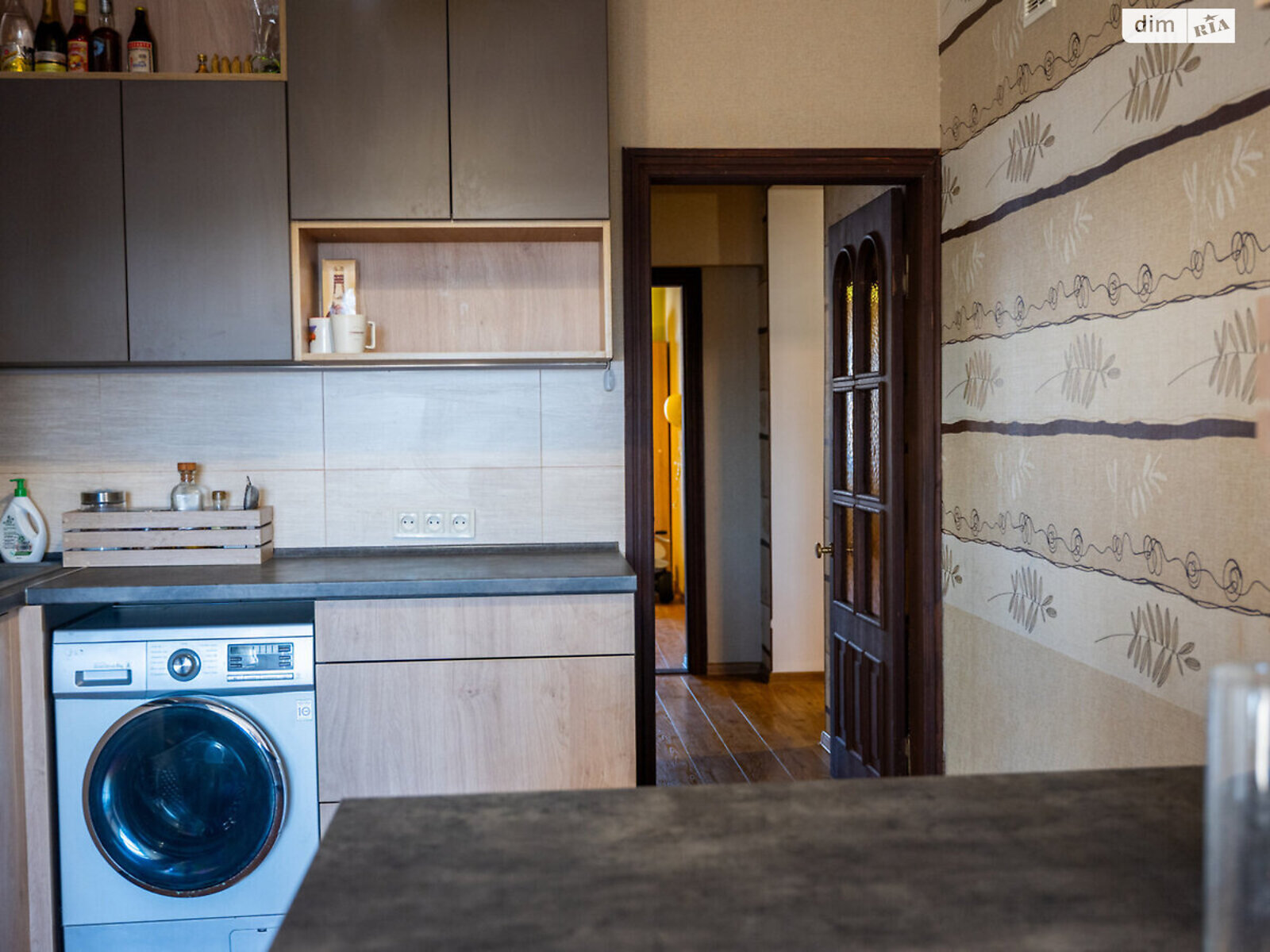 Продажа двухкомнатной квартиры в Полтаве, на Комарницкого, район Киевский фото 1 Продажа двухкомнатной квартиры в Полтаве, на Комарницкого, район Киевский фото 1