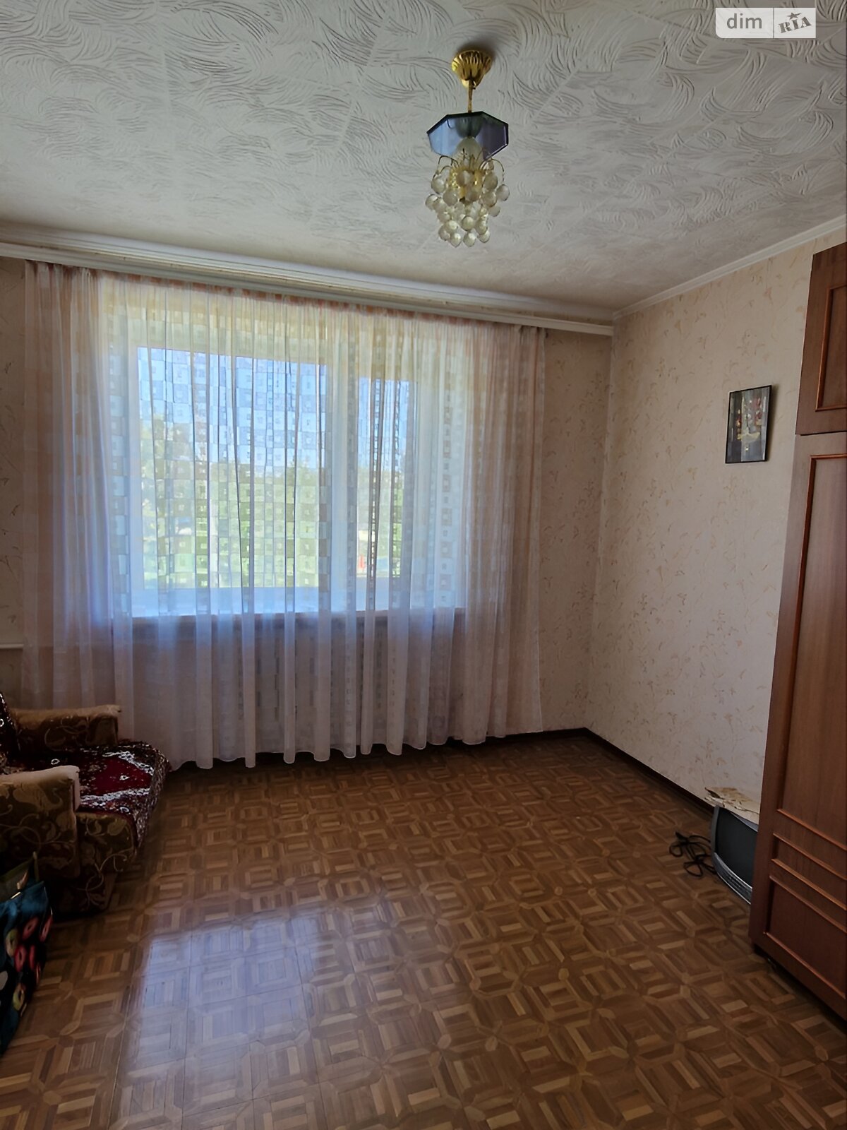 Продажа трехкомнатной квартиры в Полтаве, на ул. Зеленая, район Кобыщаны фото 1 Продажа трехкомнатной квартиры в Полтаве, на ул. Зеленая, район Кобыщаны фото 1