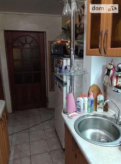 Продажа четырехкомнатной квартиры в Полтаве, на ул. Сковороды 14 район Колония фото 1 Продажа четырехкомнатной квартиры в Полтаве, на ул. Сковороды 14 район Колония фото 1