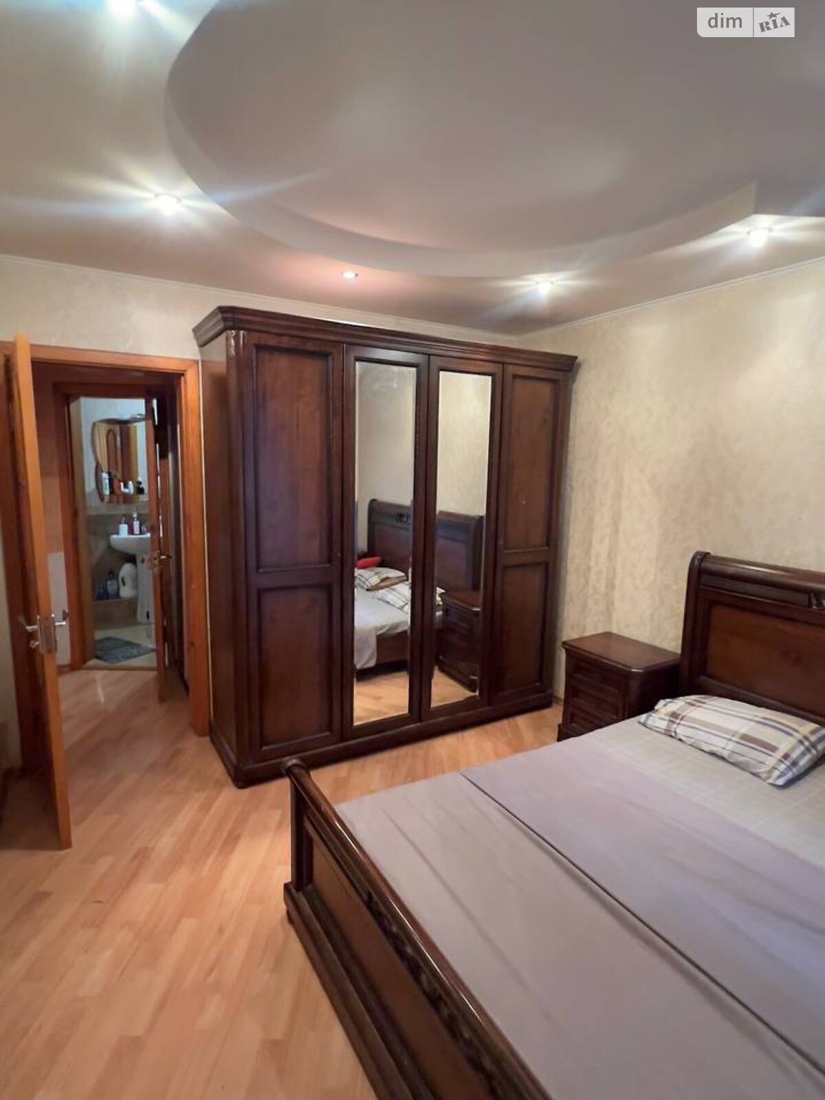 Продажа трехкомнатной квартиры в Полтаве, на пер. Космический 11А, фото 1 Продажа трехкомнатной квартиры в Полтаве, на пер. Космический 11А, фото 1