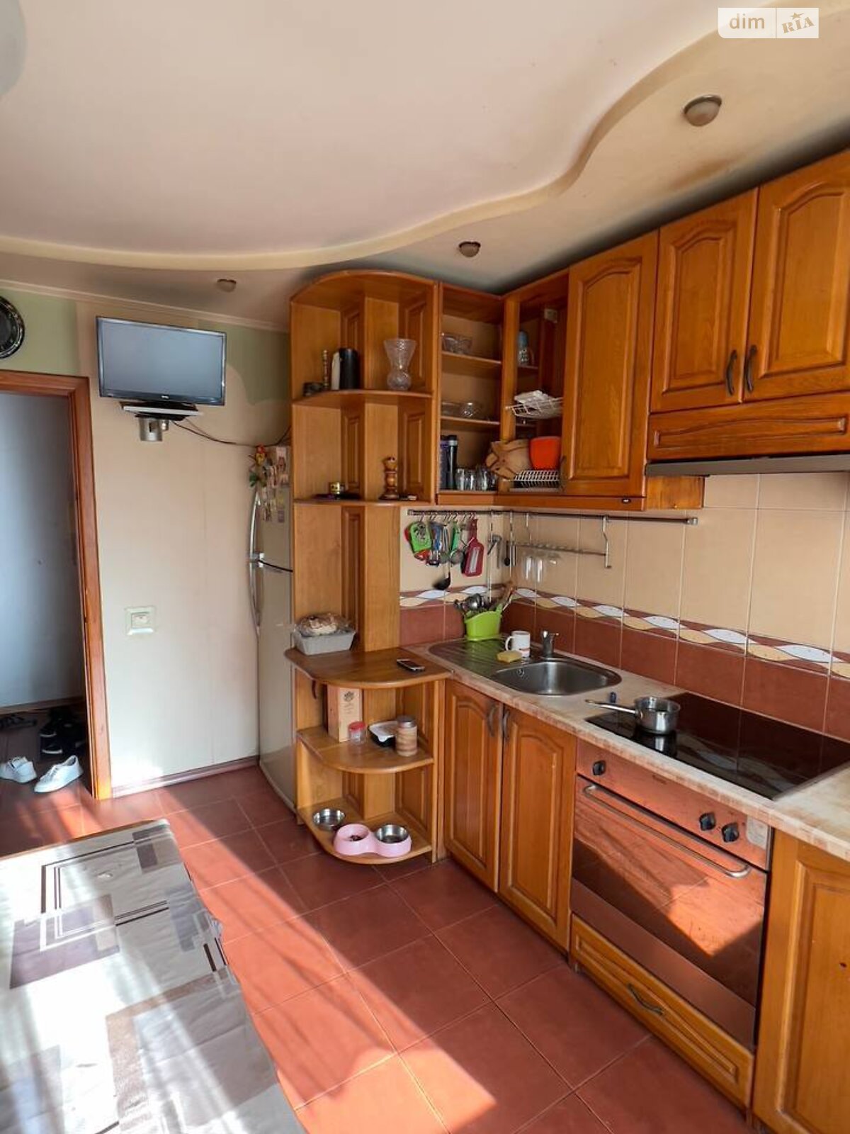 Продажа трехкомнатной квартиры в Полтаве, на пер. Космический 11А, фото 1 Продажа трехкомнатной квартиры в Полтаве, на пер. Космический 11А, фото 1