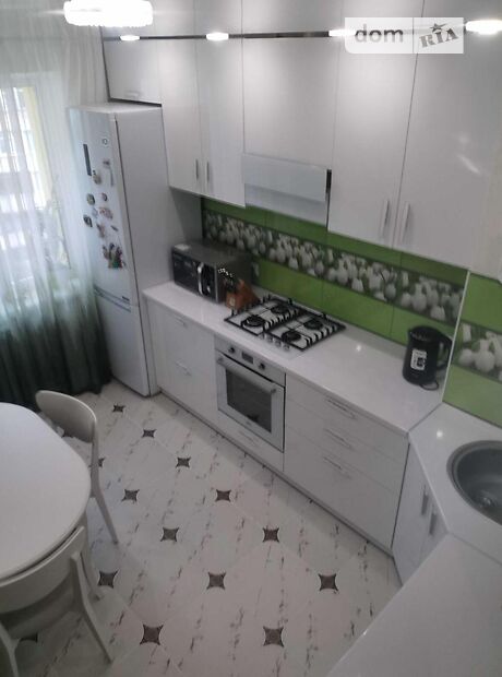 Продажа трехкомнатной квартиры в Полтаве, на ул. Бедного Александра 3, район Левада фото 1 Продажа трехкомнатной квартиры в Полтаве, на ул. Бедного Александра 3, район Левада фото 1