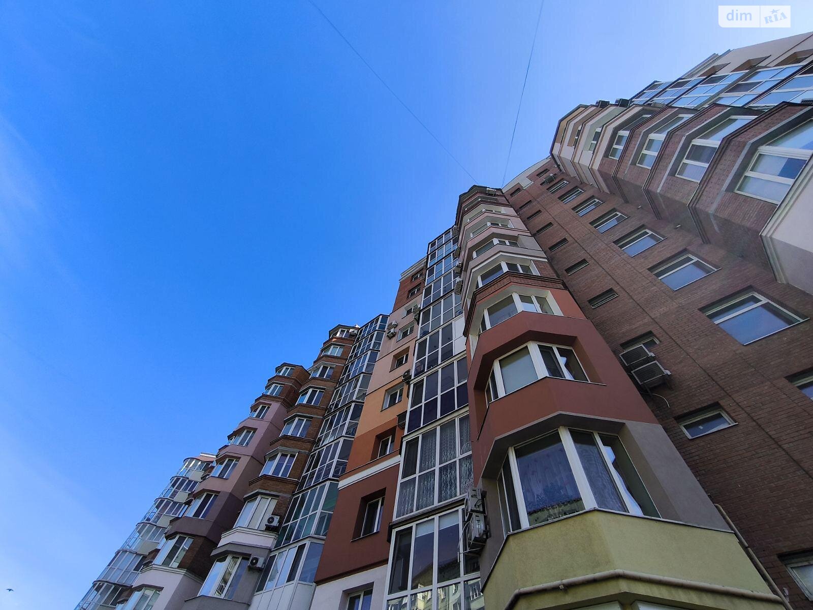 Продажа трехкомнатной квартиры в Полтаве, на ул. Бедного Александра 20, район Левада фото 1 Продажа трехкомнатной квартиры в Полтаве, на ул. Бедного Александра 20, район Левада фото 1