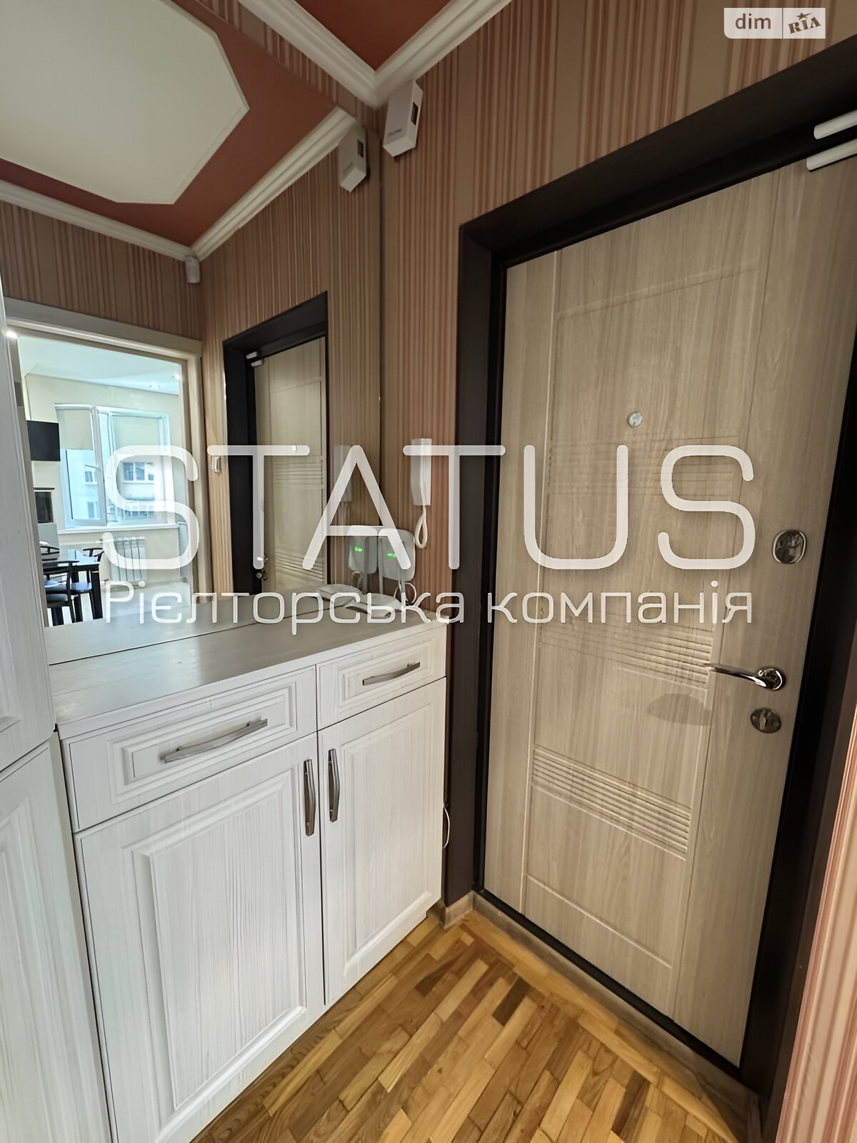 Продажа трехкомнатной квартиры в Полтаве, на ул. Чураивны, район Левада фото 1 Продажа трехкомнатной квартиры в Полтаве, на ул. Чураивны, район Левада фото 1