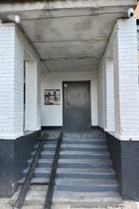 Продажа двухкомнатной квартиры в Полтаве, на ул. Чураивны, район Левада фото 2 Продажа двухкомнатной квартиры в Полтаве, на ул. Чураивны, район Левада фото 2