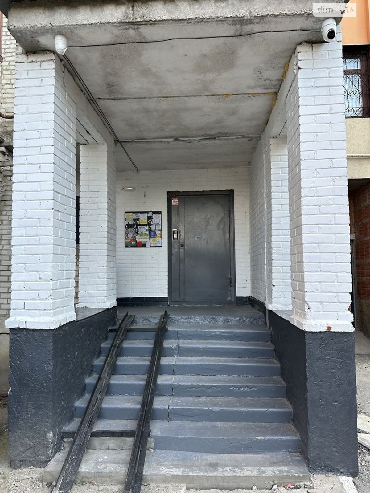 Продажа двухкомнатной квартиры в Полтаве, на ул. Чураивны, район Левада фото 1 Продажа двухкомнатной квартиры в Полтаве, на ул. Чураивны, район Левада фото 1