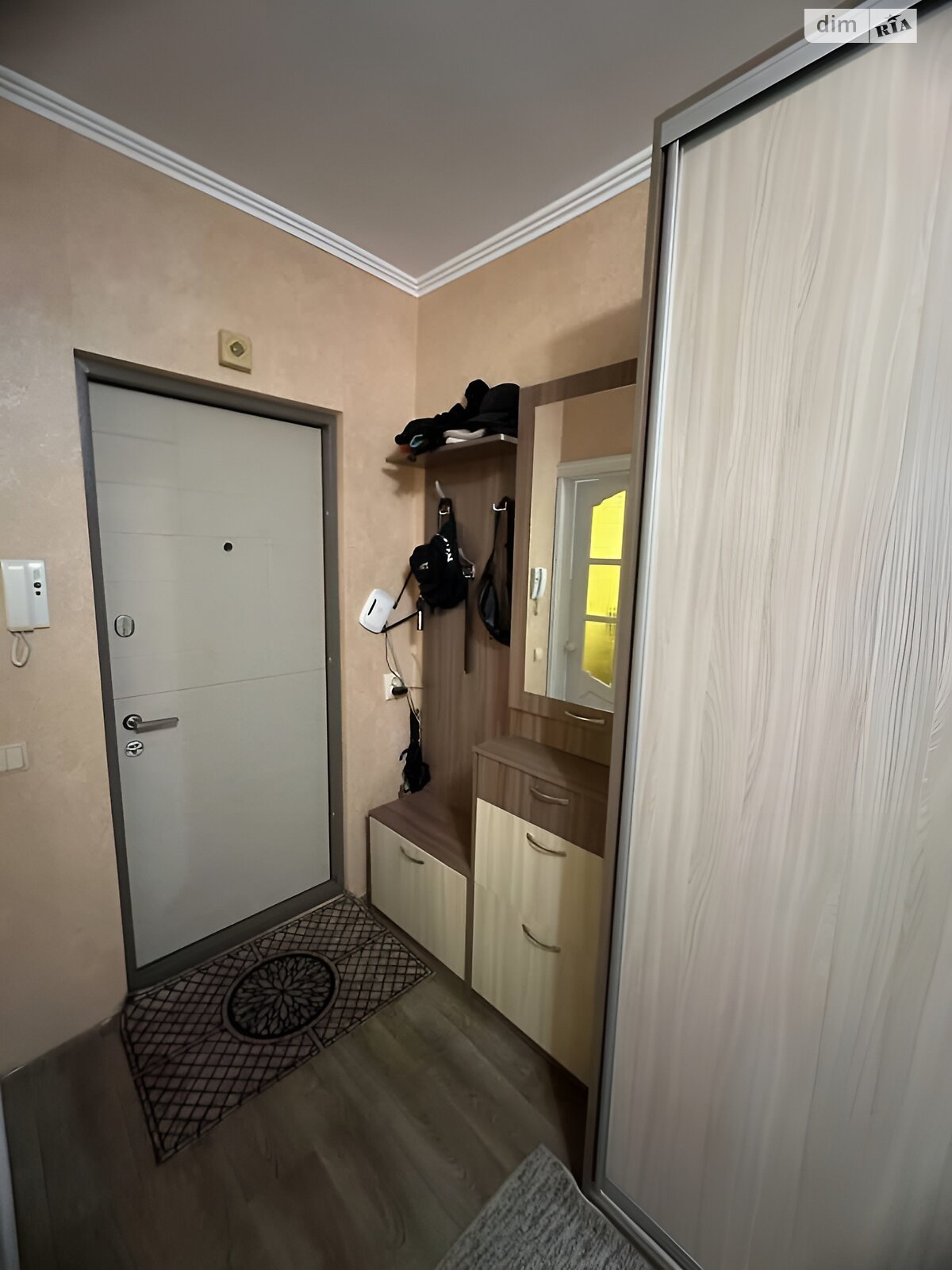 Продажа трехкомнатной квартиры в Полтаве, на бул. Хмельницкого Богдана, район Левада фото 1 Продажа трехкомнатной квартиры в Полтаве, на бул. Хмельницкого Богдана, район Левада фото 1