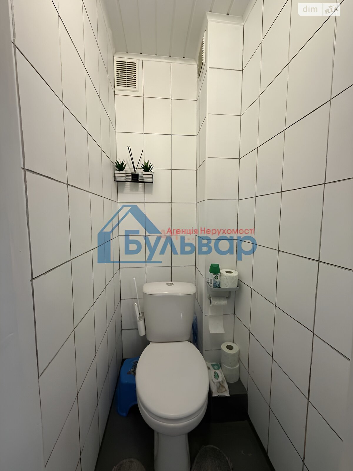 Продажа трехкомнатной квартиры в Полтаве, на бул. Хмельницкого Богдана, район Левада фото 1 Продажа трехкомнатной квартиры в Полтаве, на бул. Хмельницкого Богдана, район Левада фото 1