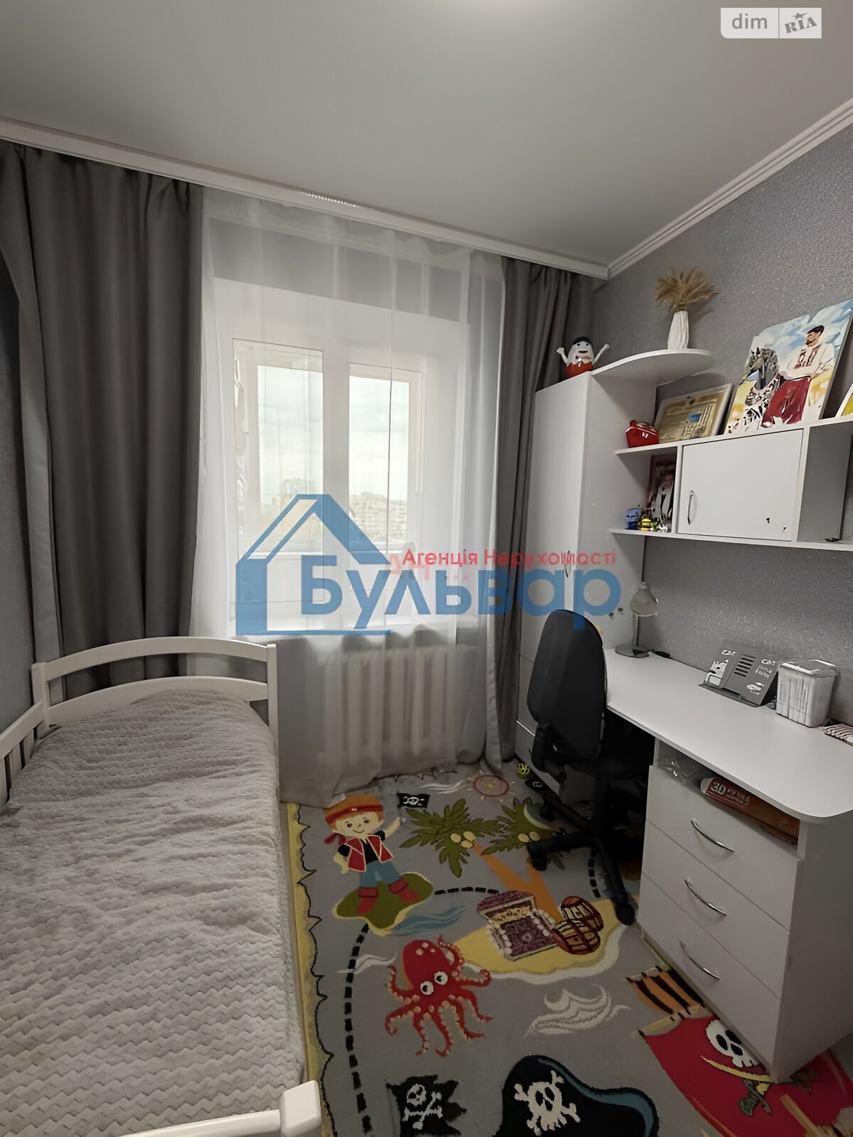 Продажа трехкомнатной квартиры в Полтаве, на бул. Хмельницкого Богдана, район Левада фото 1 Продажа трехкомнатной квартиры в Полтаве, на бул. Хмельницкого Богдана, район Левада фото 1