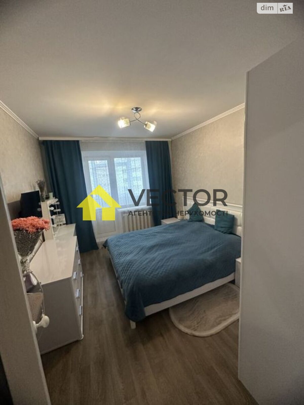 Продажа трехкомнатной квартиры в Полтаве, на бул. Хмельницкого Богдана 17, район Левада фото 1 Продажа трехкомнатной квартиры в Полтаве, на бул. Хмельницкого Богдана 17, район Левада фото 1