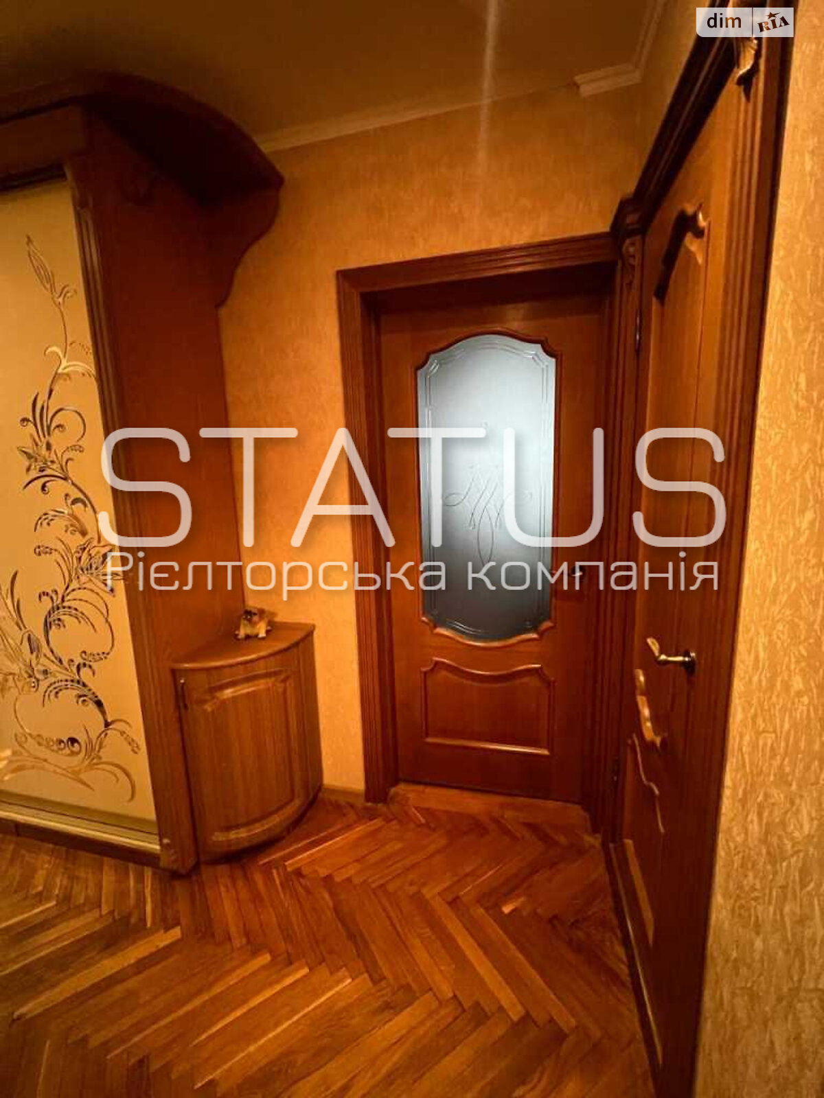 Продажа трехкомнатной квартиры в Полтаве, на бул. Хмельницкого Богдана, район Левада фото 1 Продажа трехкомнатной квартиры в Полтаве, на бул. Хмельницкого Богдана, район Левада фото 1